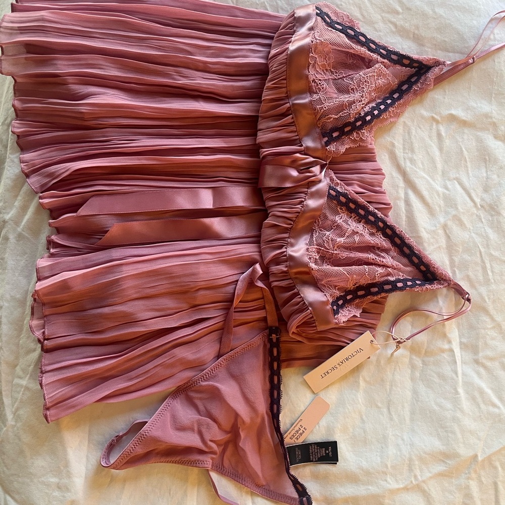 Victoria's Secret Pink Lace Lingerie Set
